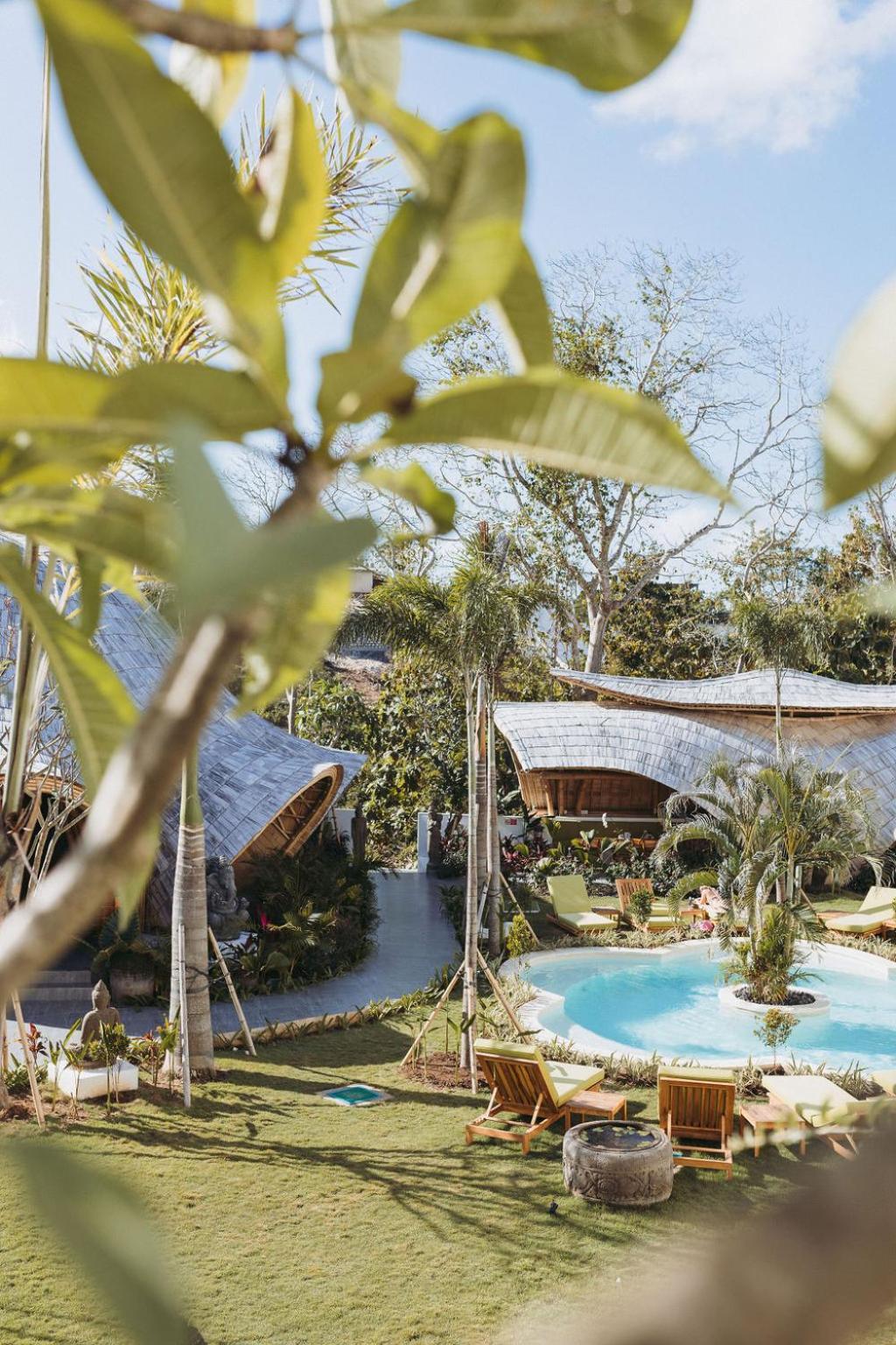 ホテル Mantra Wellness Center ウルワツ エクステリア 写真
