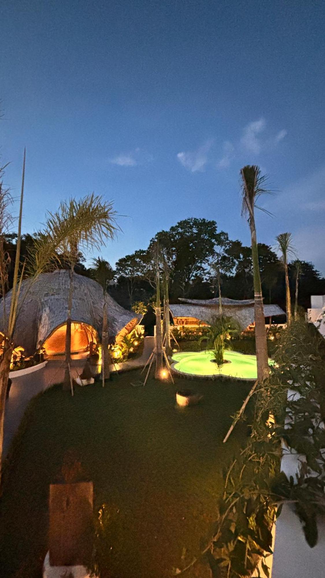 ホテル Mantra Wellness Center ウルワツ エクステリア 写真