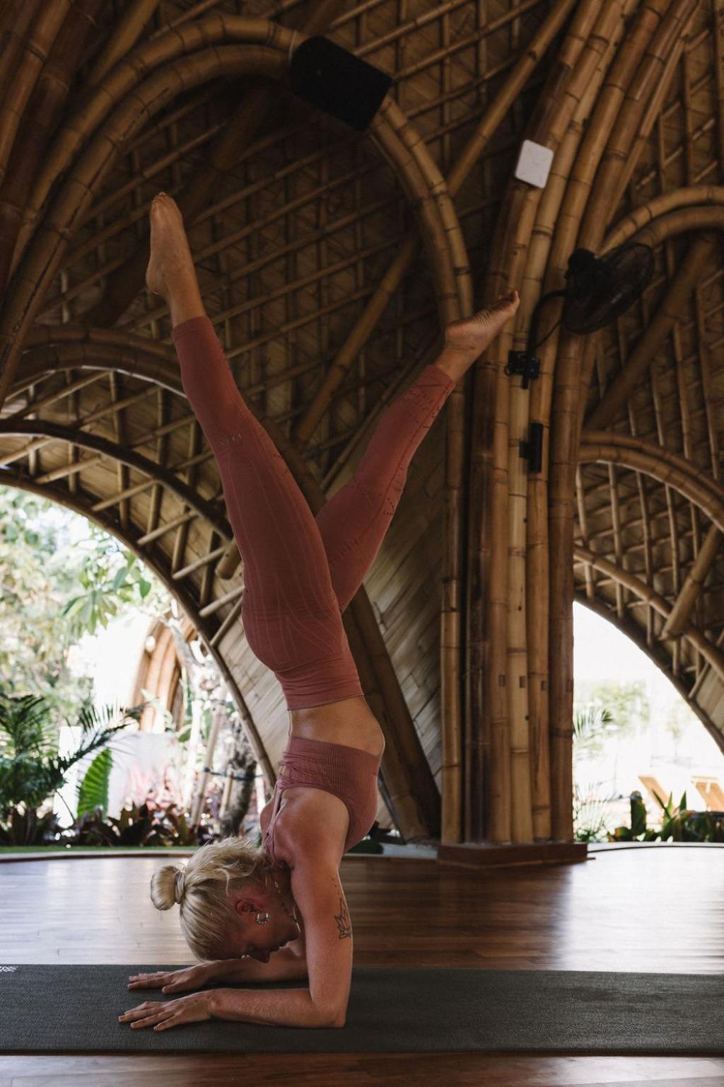 ホテル Mantra Wellness Center ウルワツ エクステリア 写真