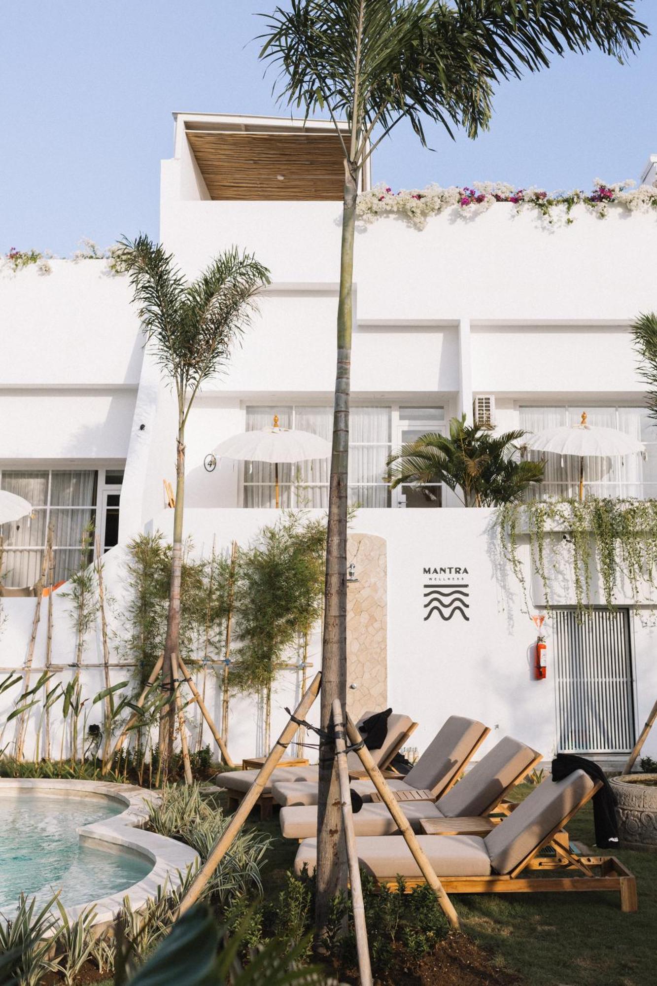 ホテル Mantra Wellness Center ウルワツ エクステリア 写真